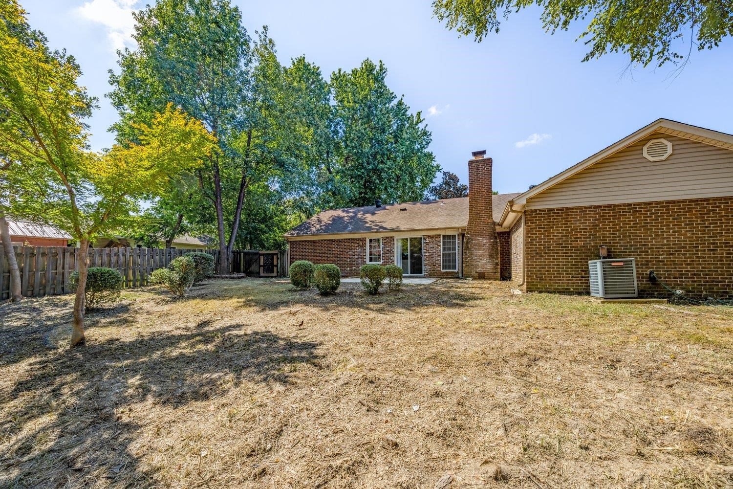 6264 NORTHAMPTON DR