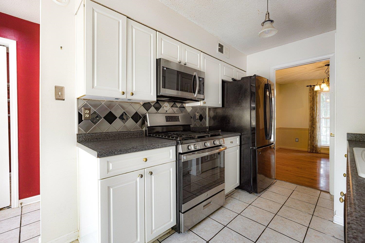 6264 NORTHAMPTON DR