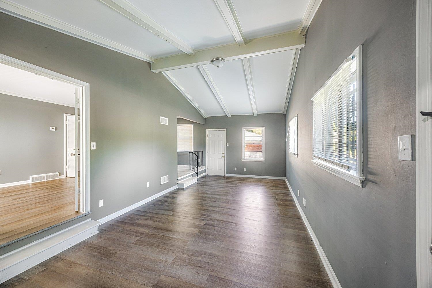 4025 BISHOPS BRIDGE RD