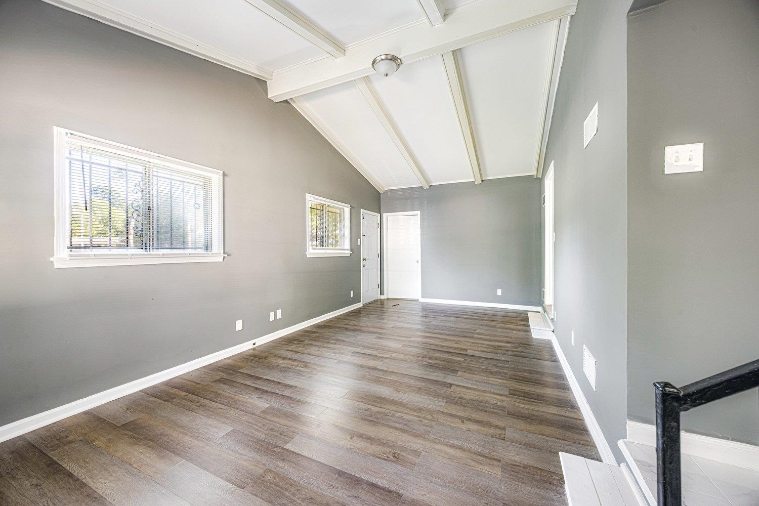 4025 BISHOPS BRIDGE RD