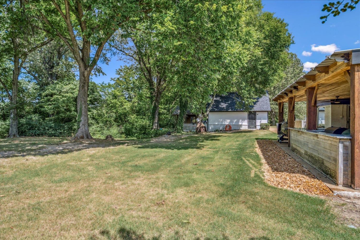 220 SAW MILL RD