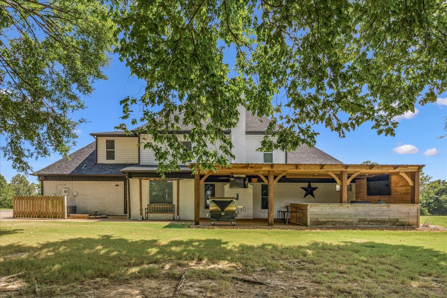 220 SAW MILL RD