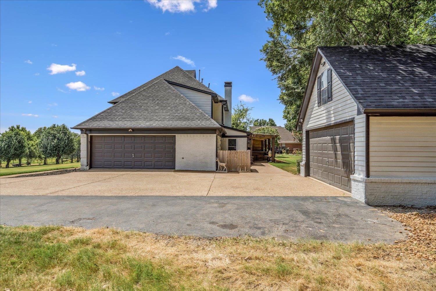 220 SAW MILL RD