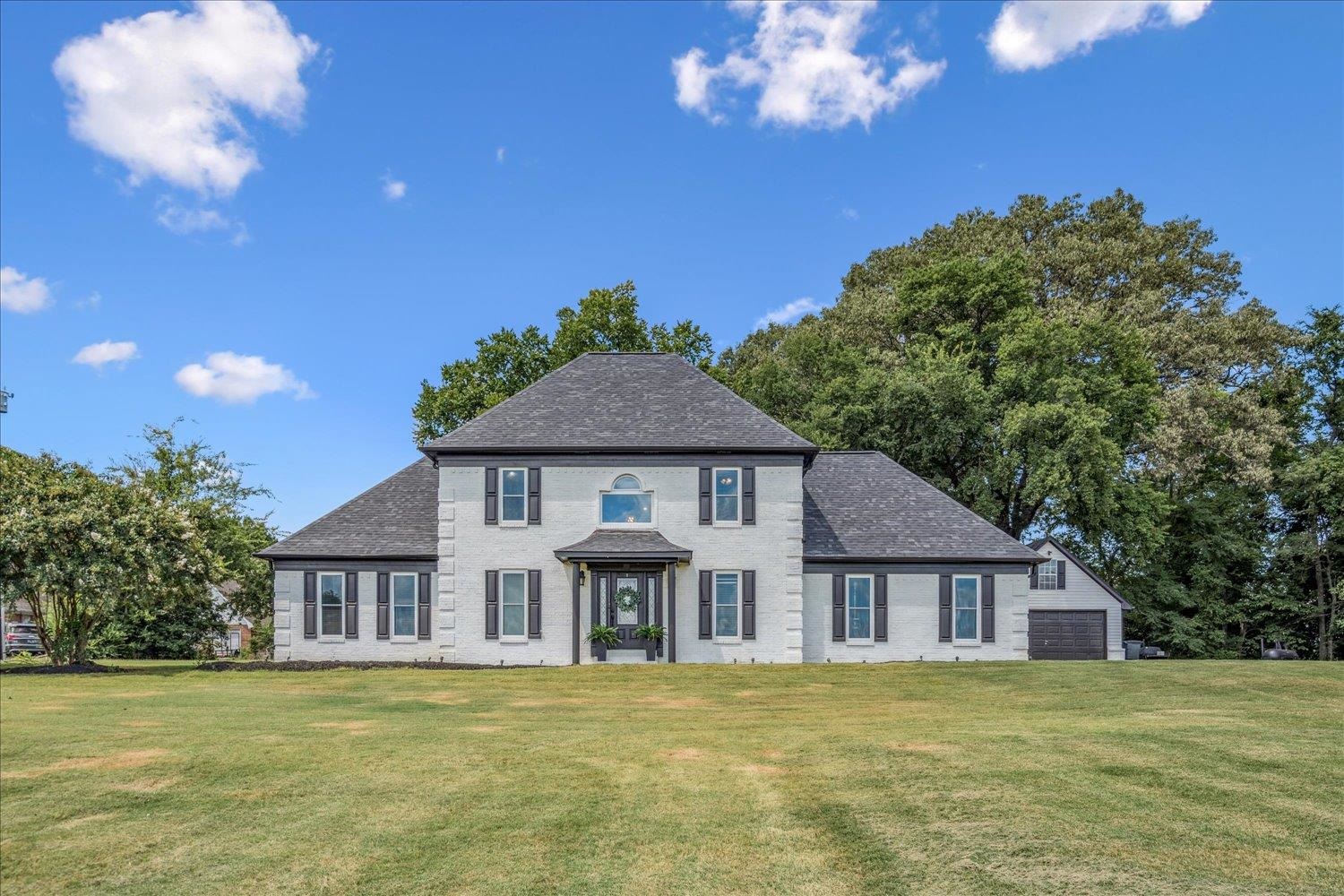 220 SAW MILL RD