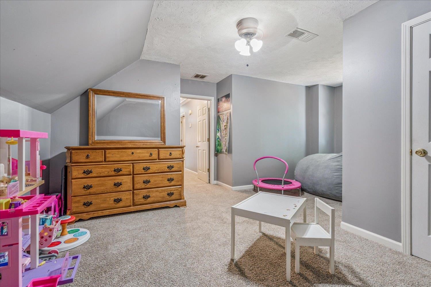 220 SAW MILL RD