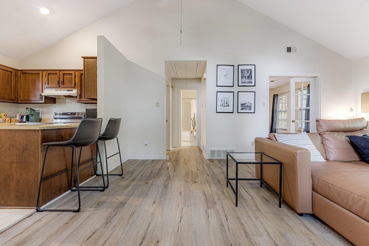 648 LAGRANGE PARK CV