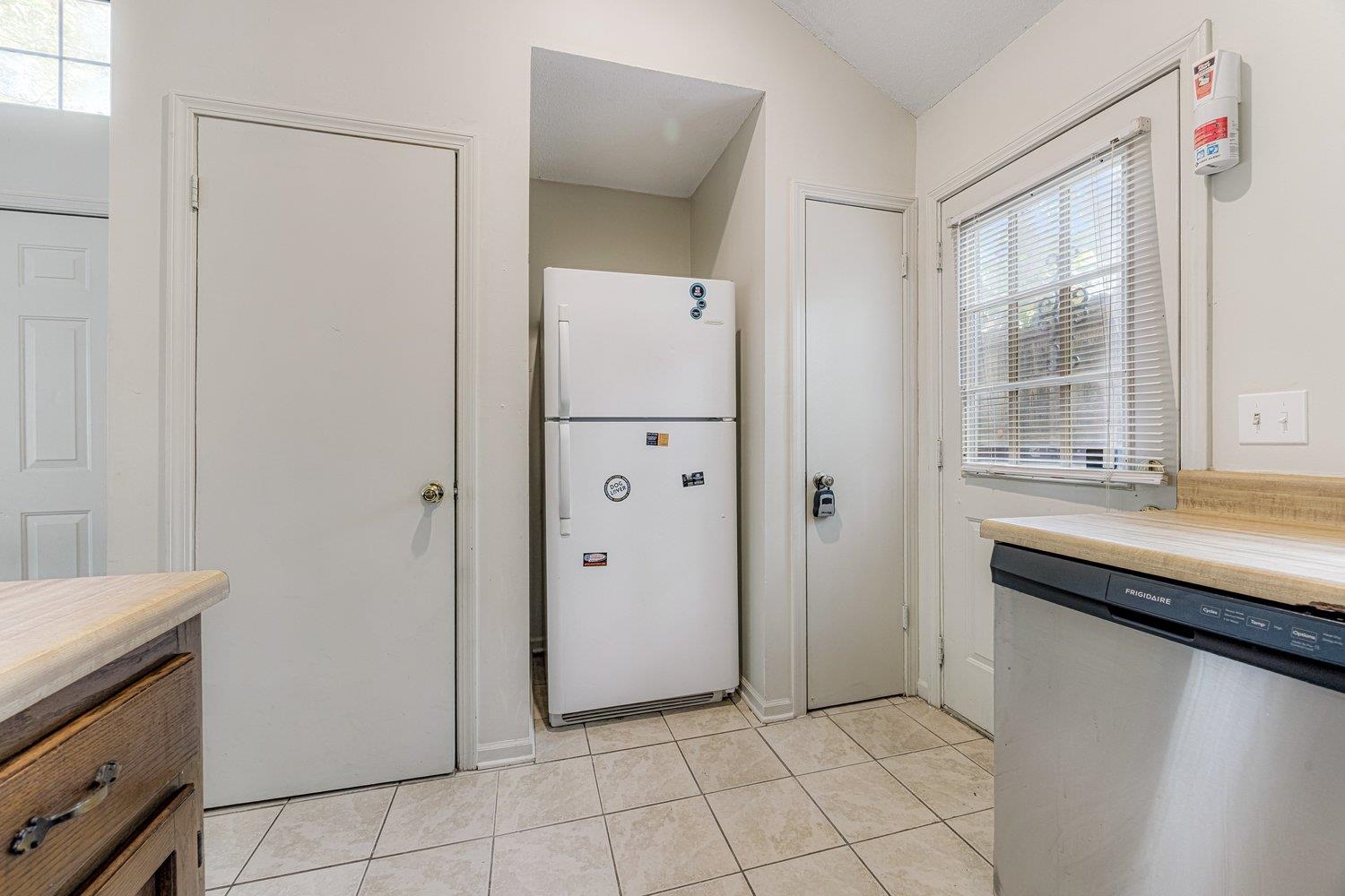 648 LAGRANGE PARK CV