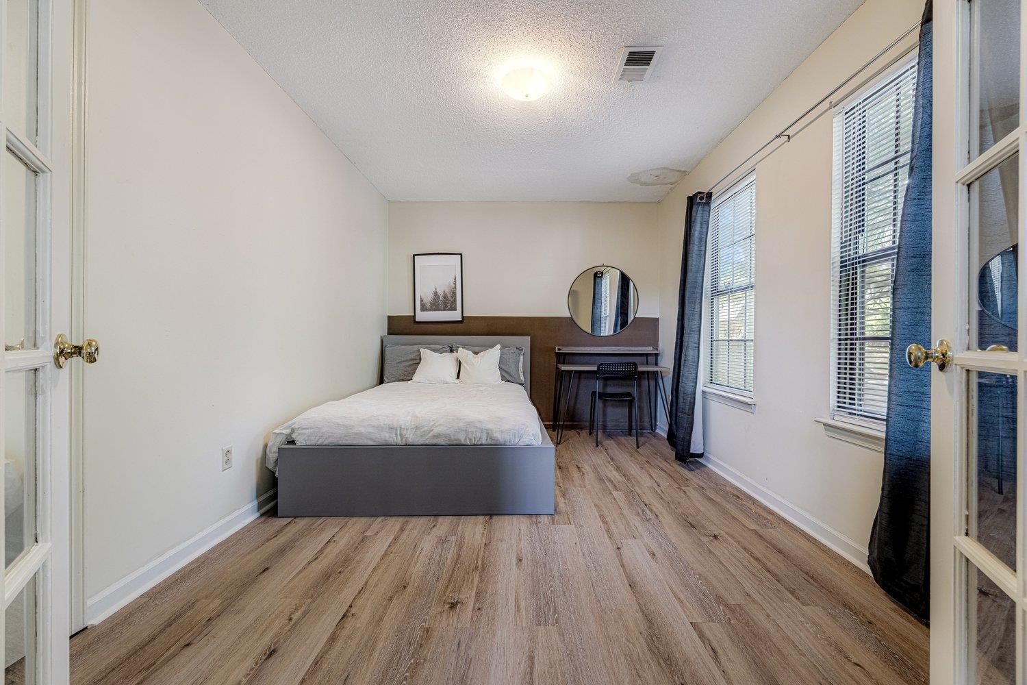 648 LAGRANGE PARK CV
