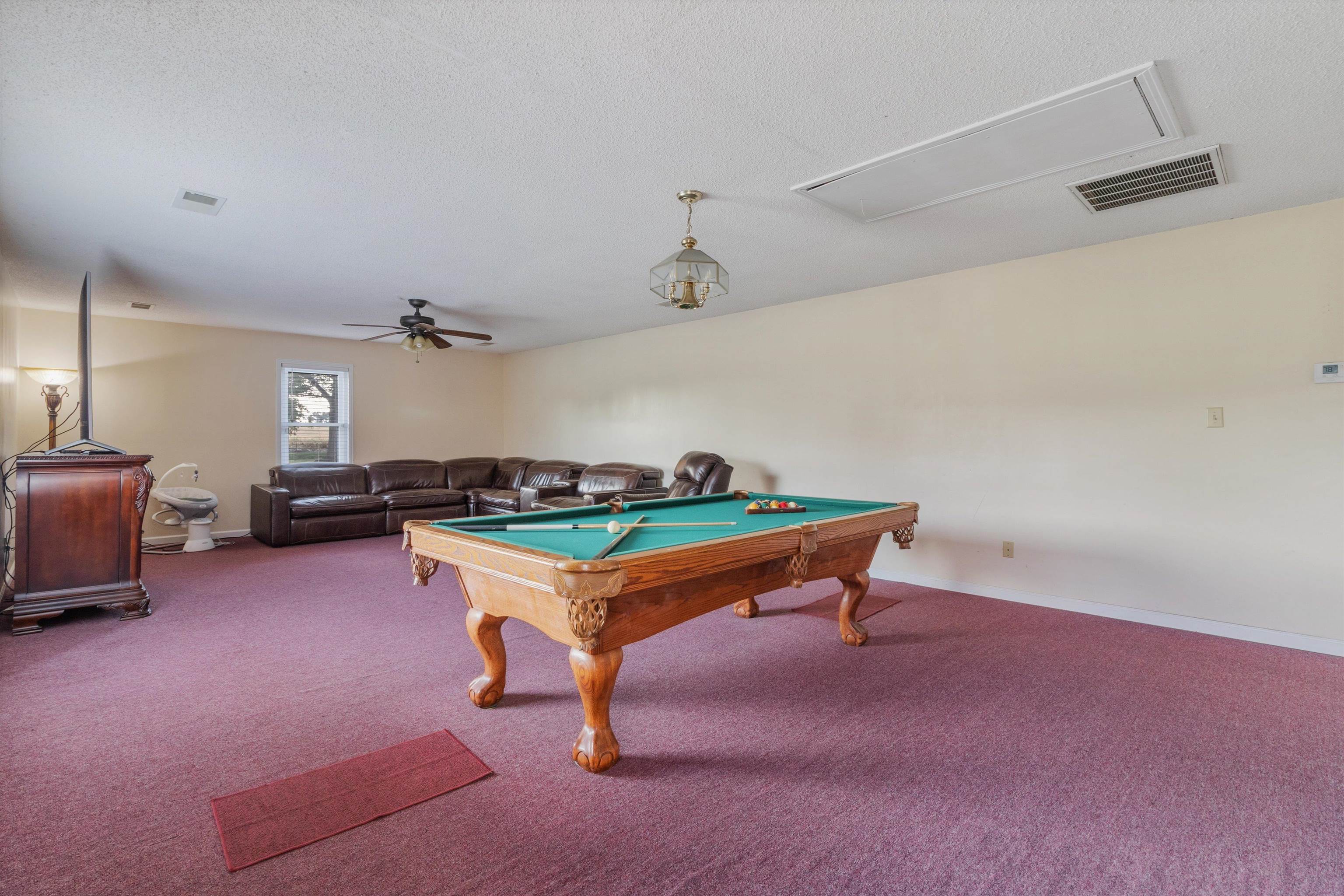 595 RAY LN
