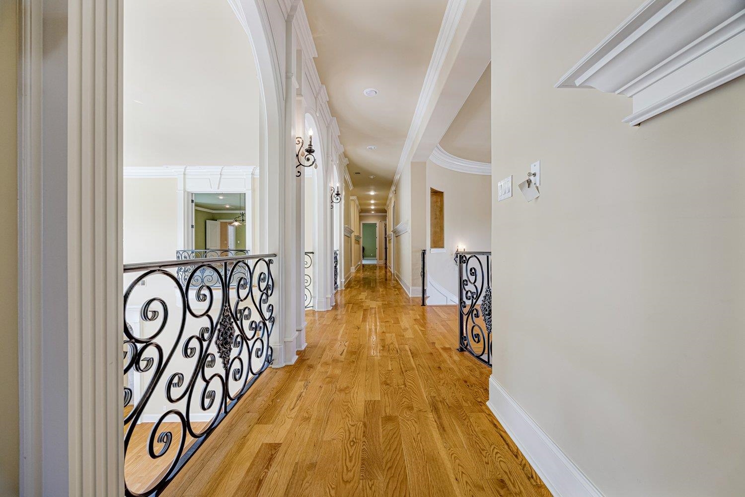 400 BUCKLAND CV