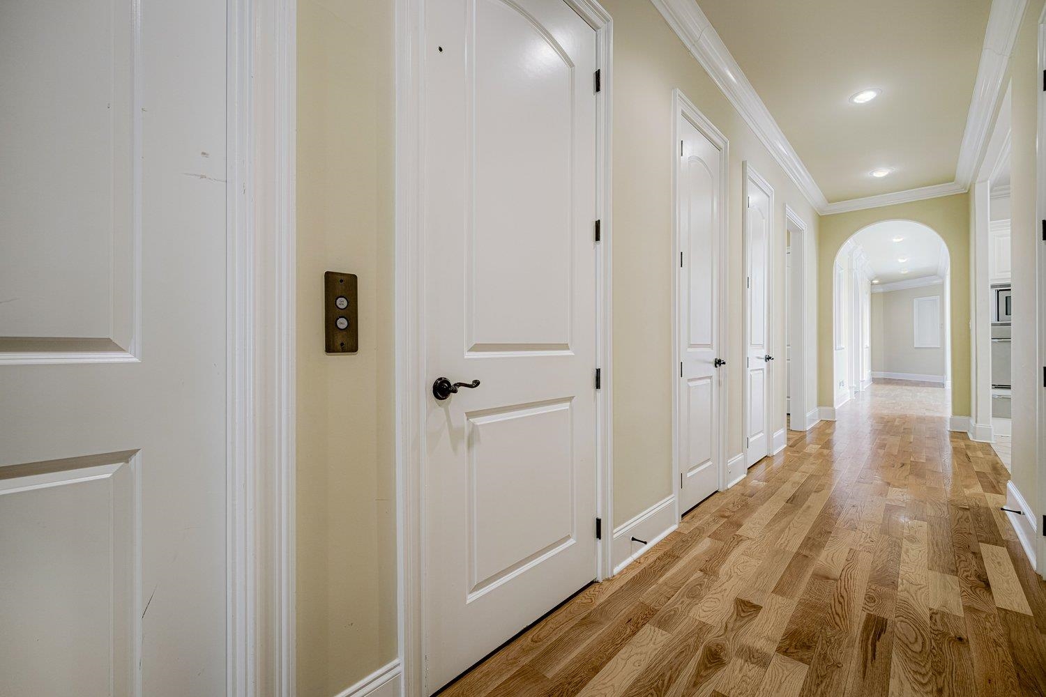 400 BUCKLAND CV