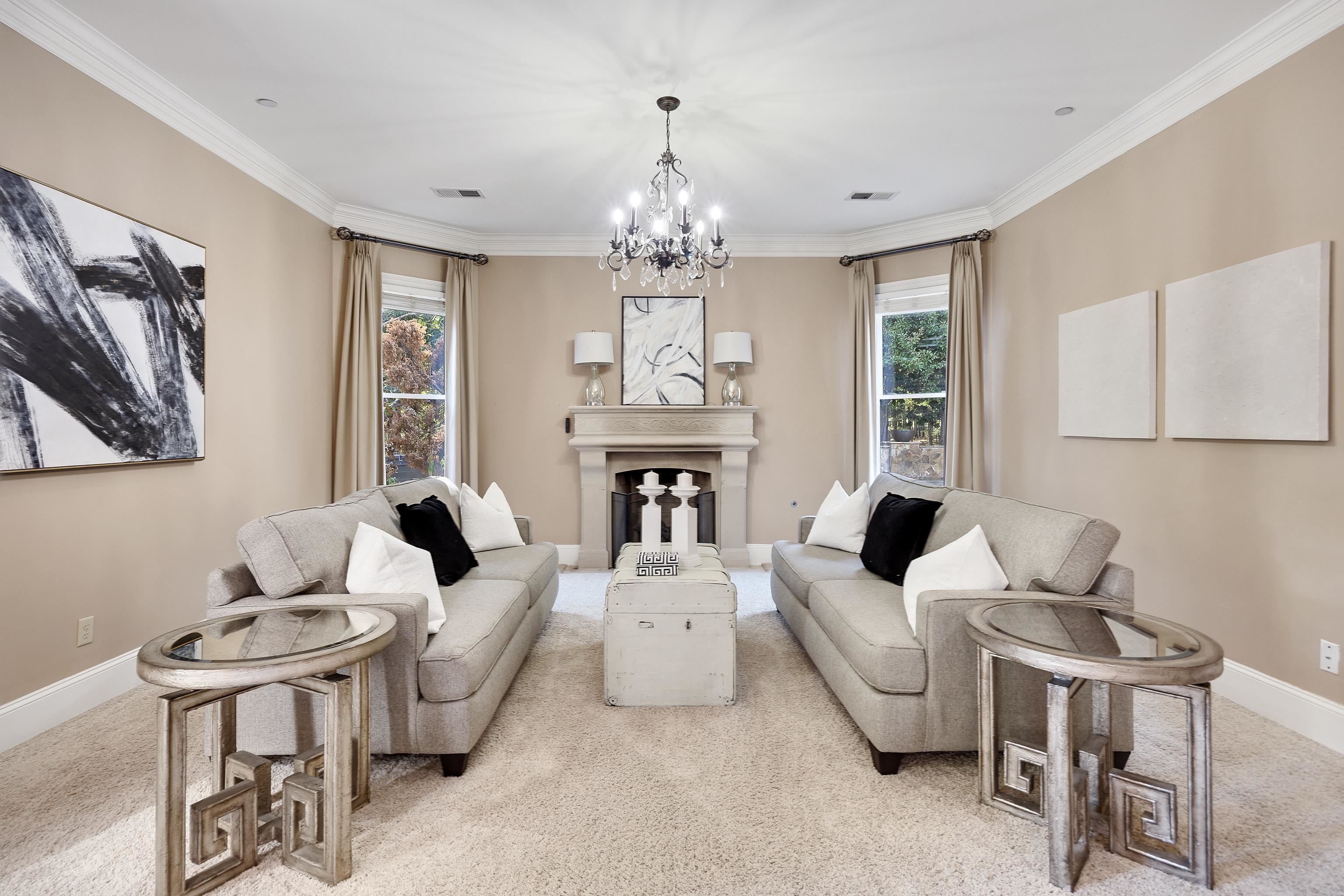 425 BUCKLAND CV