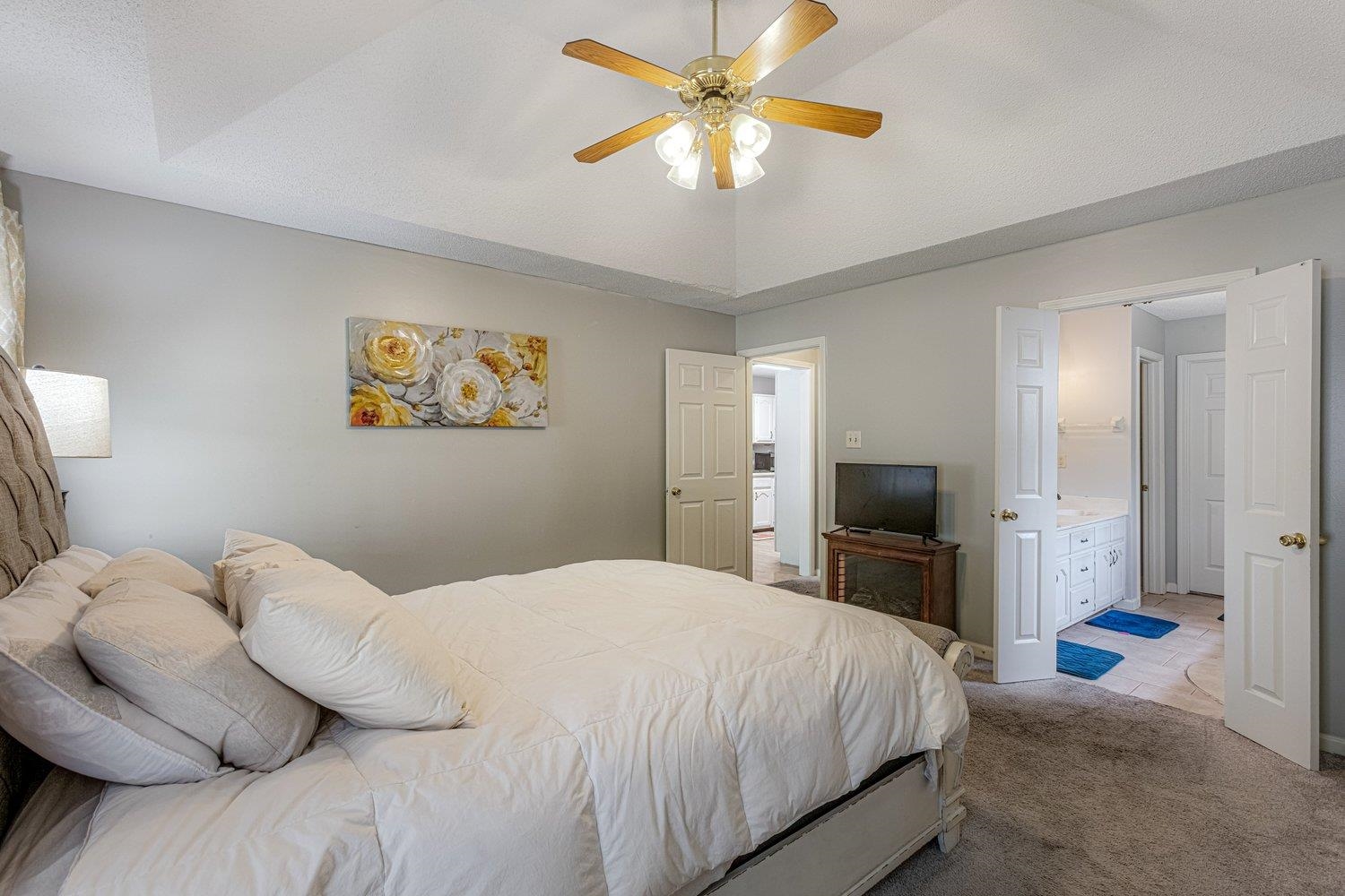 6339 FAIRWAY HILL CV