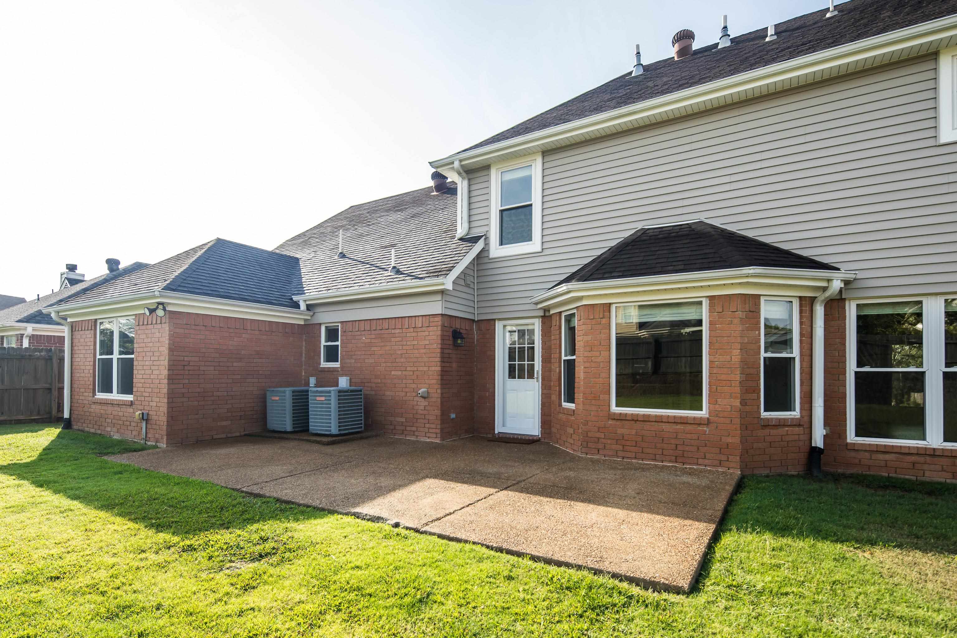 85 OAK CREST DR
