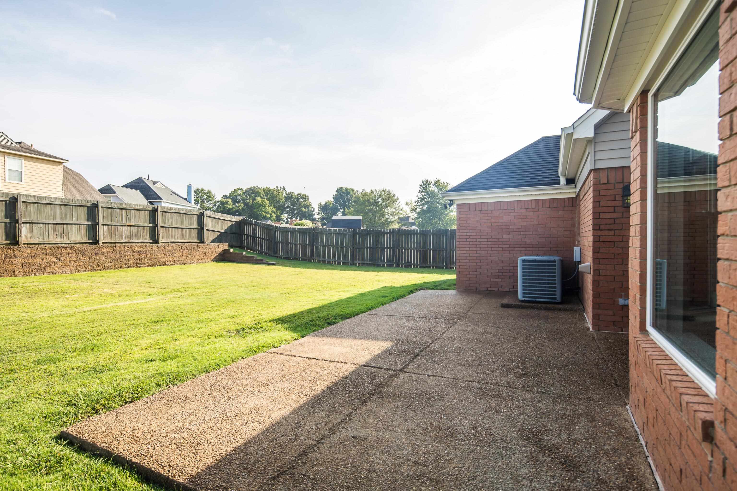 85 OAK CREST DR