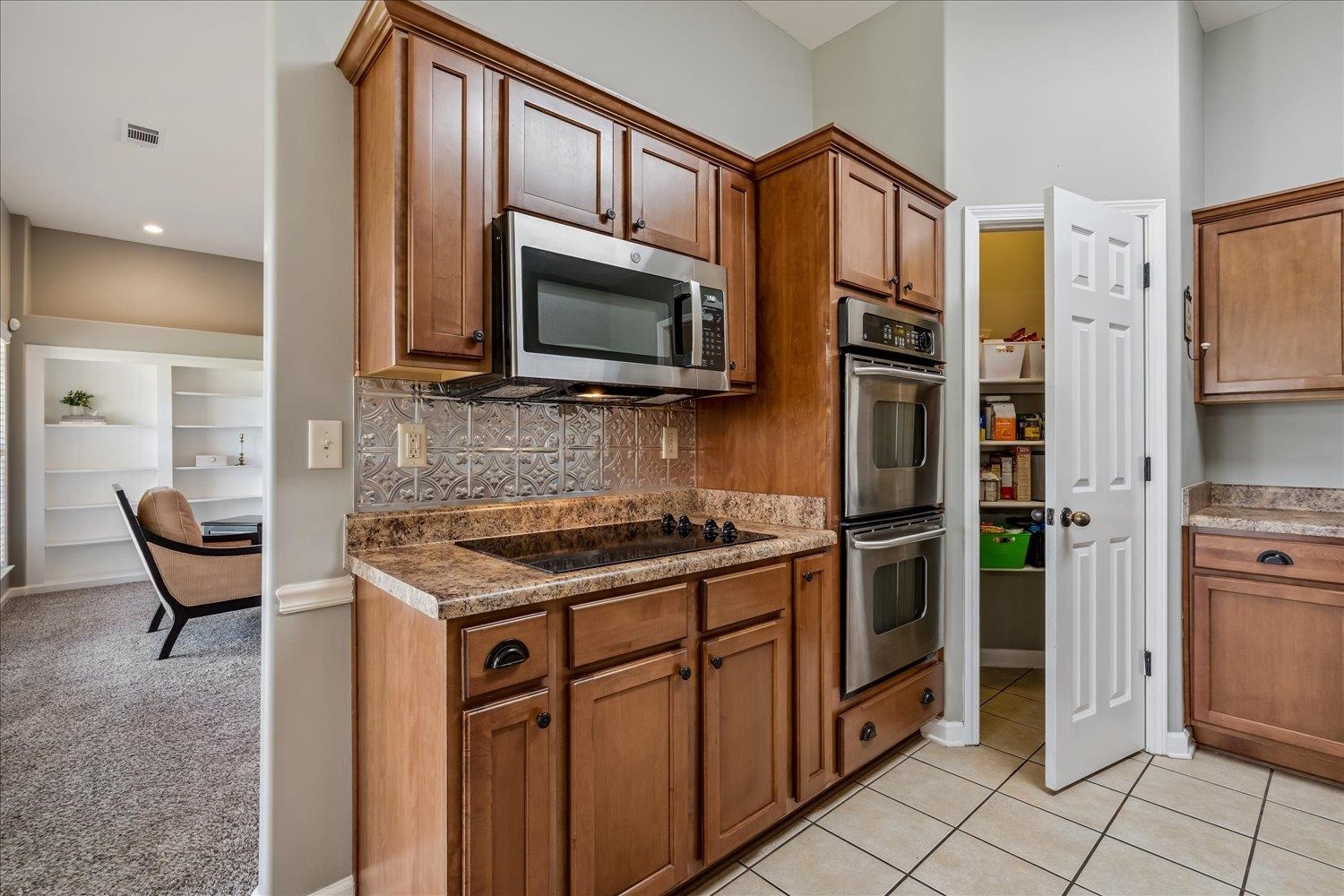 1308 CHRYSALIS LN