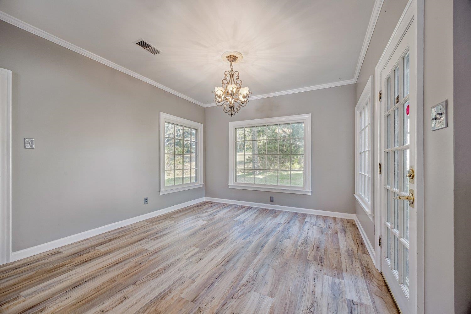 8859 PLANTATION TRAIL CV