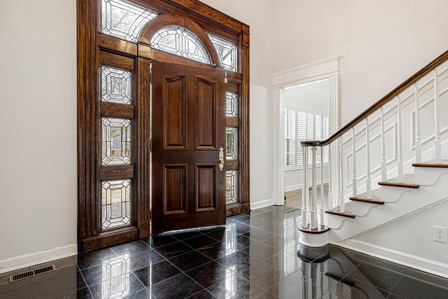 1330 PEBBLE CREEK LN