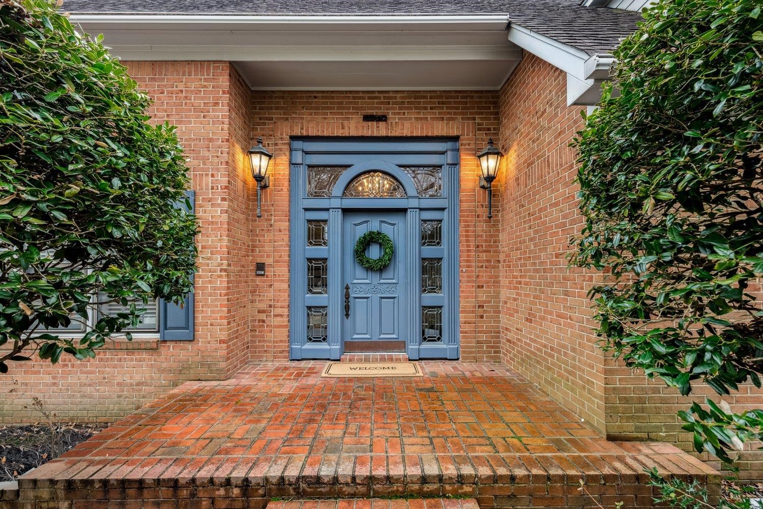 1330 PEBBLE CREEK LN