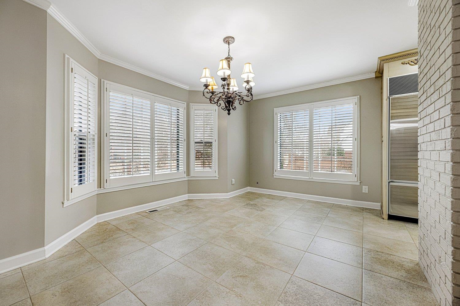 1330 PEBBLE CREEK LN