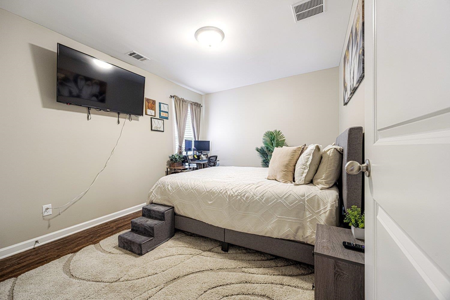 1264 CHARLES BRYAN RD