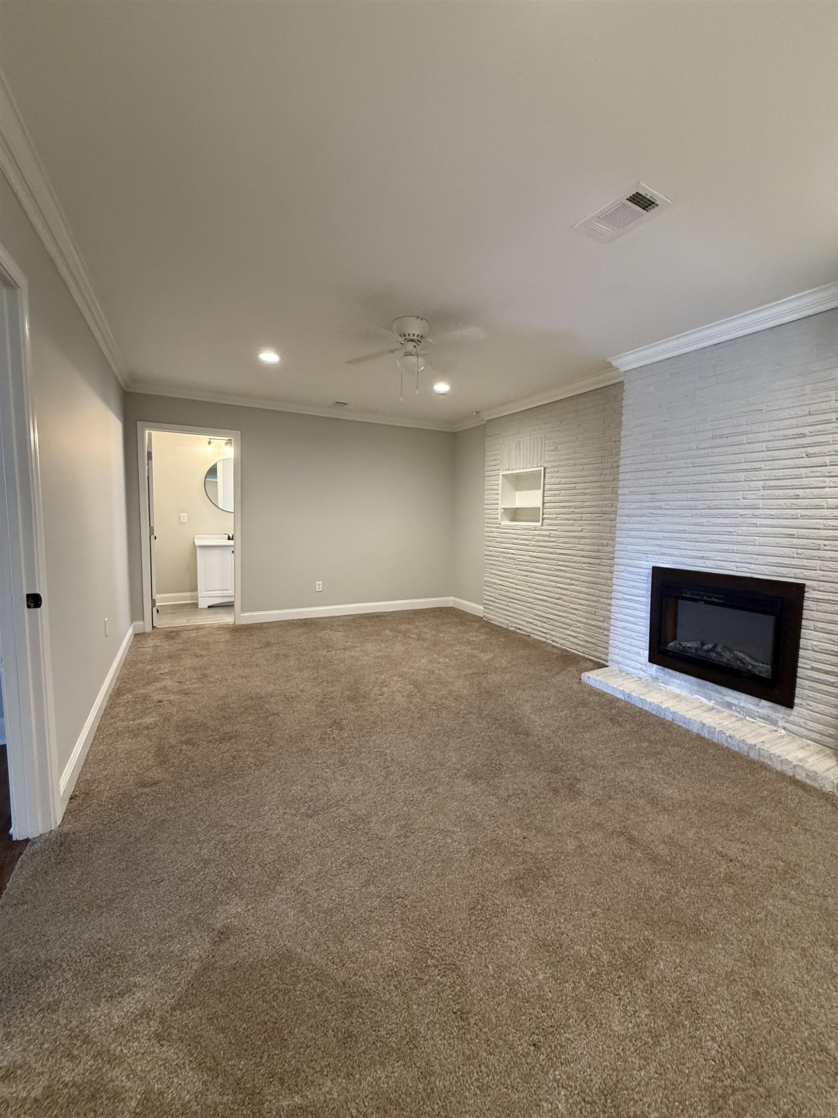 764 DUNN AVE