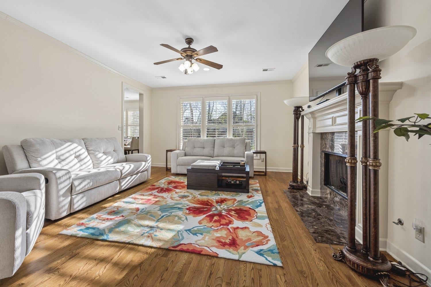 1854 ALMADALE FARMS PKY