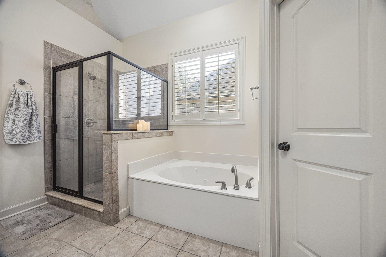 1854 ALMADALE FARMS PKY