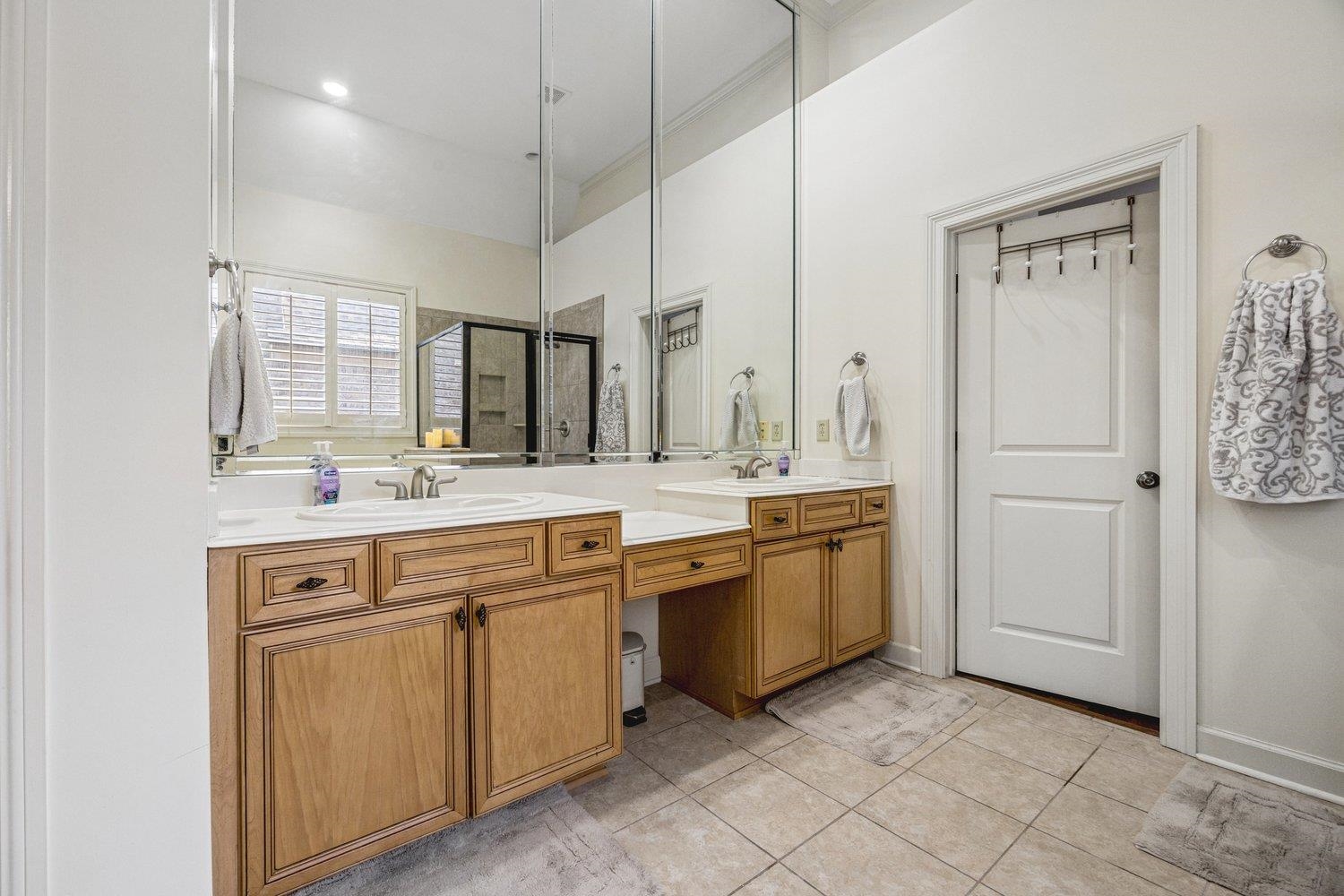 1854 ALMADALE FARMS PKY