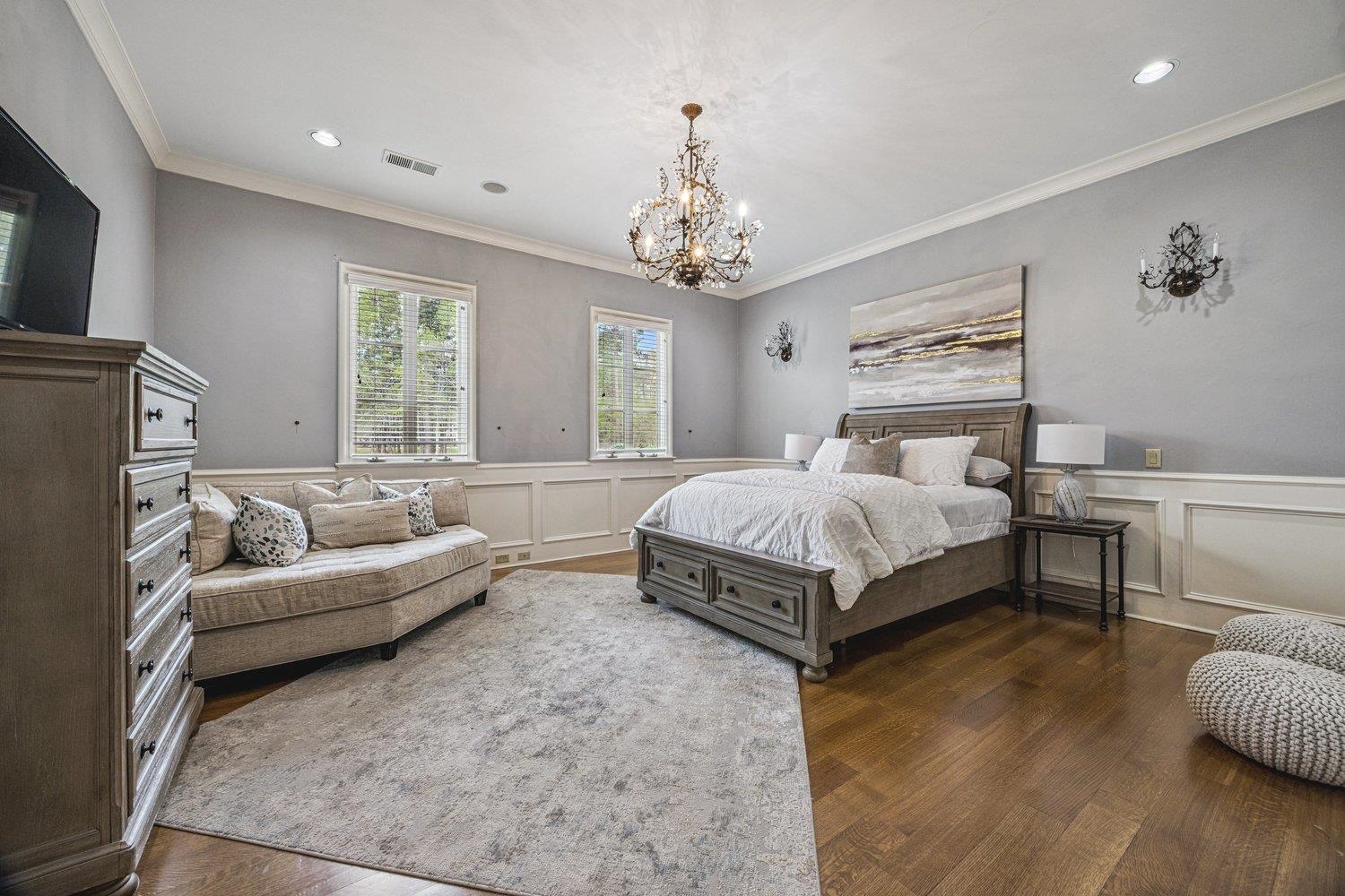 220 MOUNTAIN BROOK CV