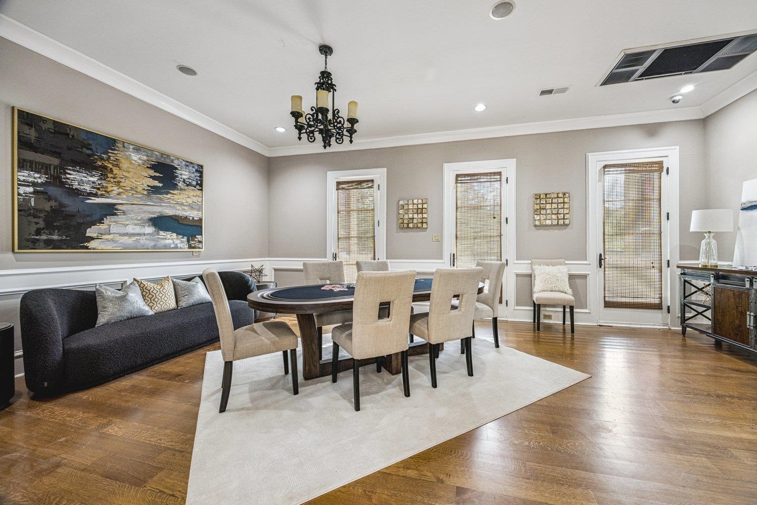 220 MOUNTAIN BROOK CV