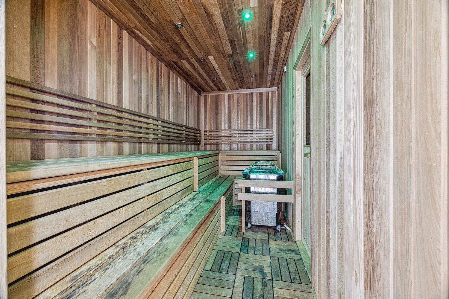 220 MOUNTAIN BROOK CV