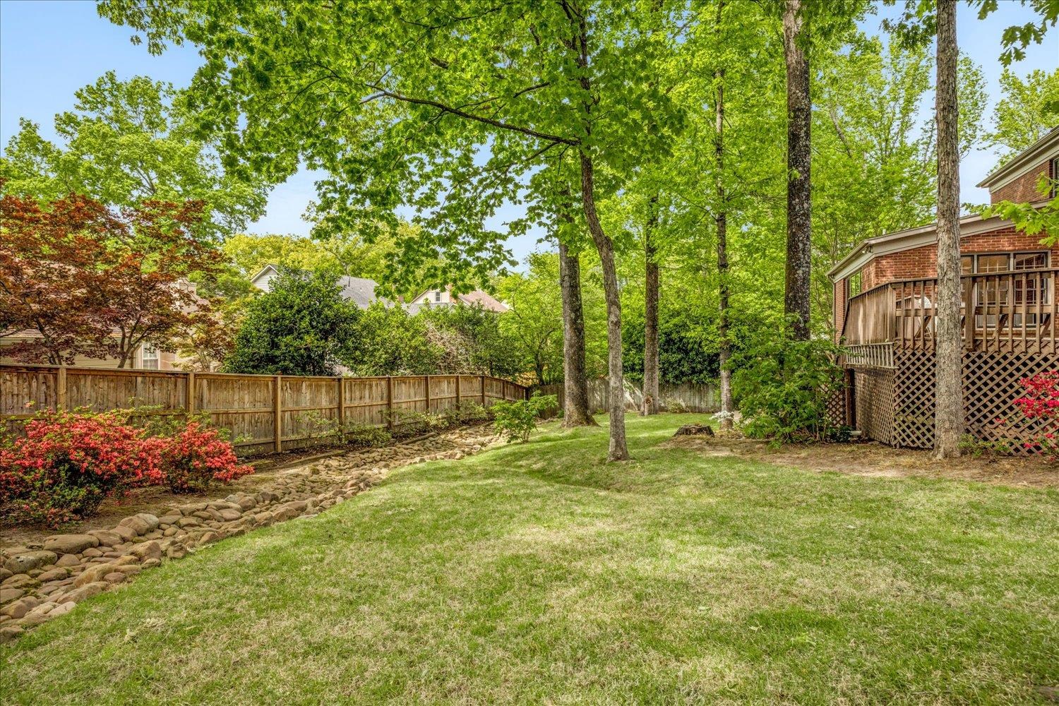 1873 BROOKSEDGE DR