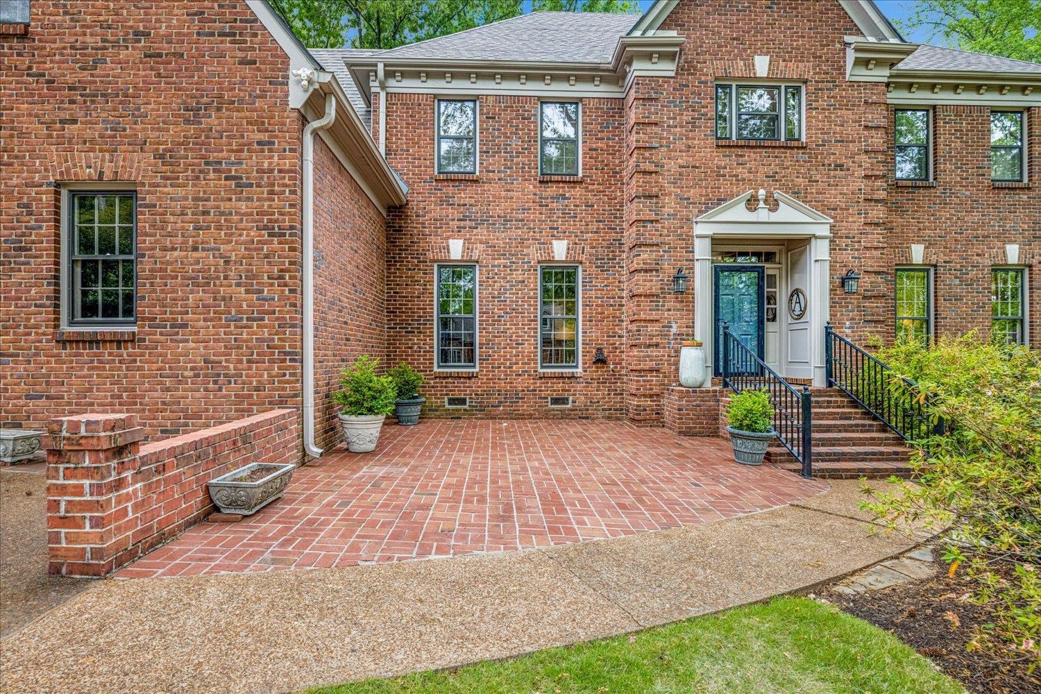 1873 BROOKSEDGE DR