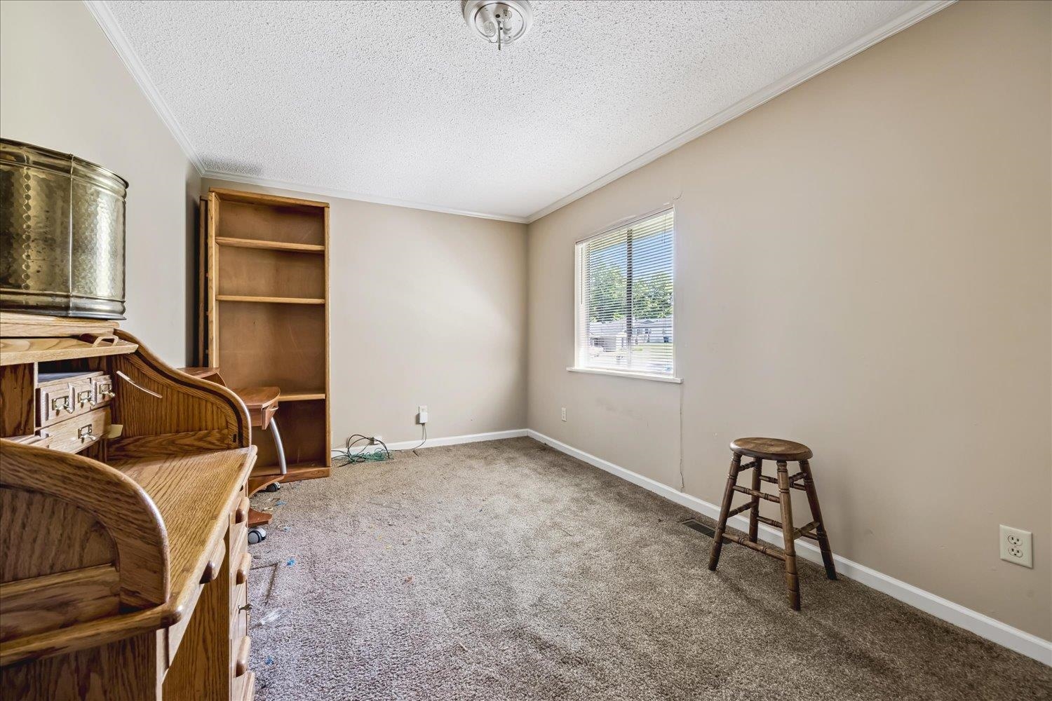 4667 SUESAND CV