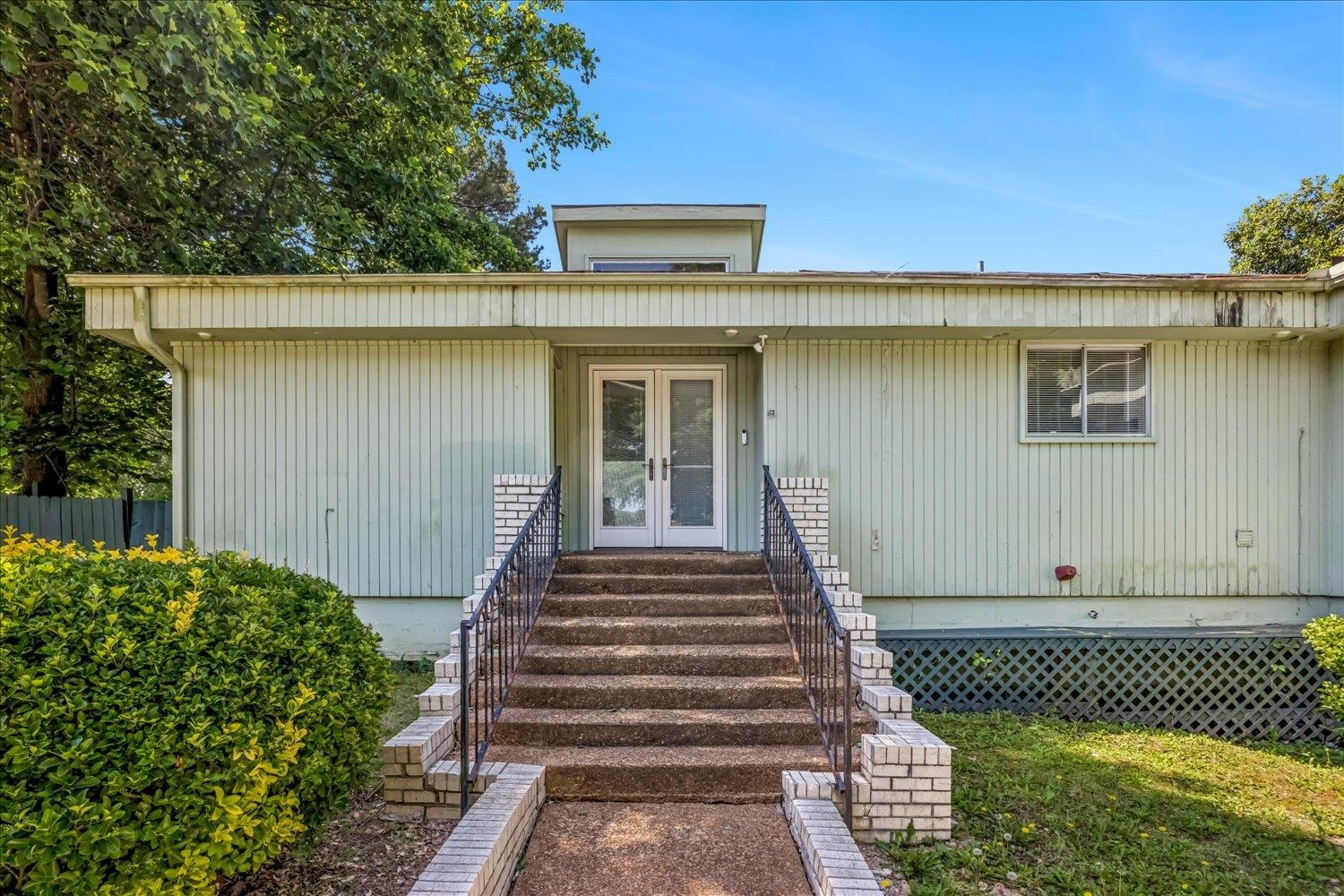 4667 SUESAND CV