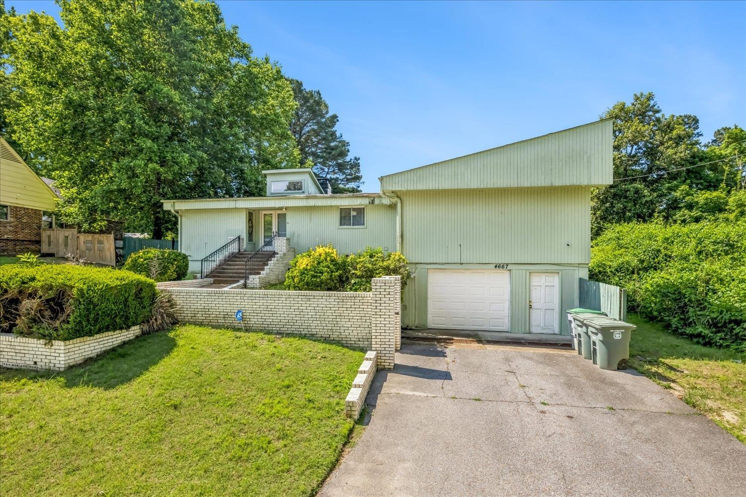4667 SUESAND CV