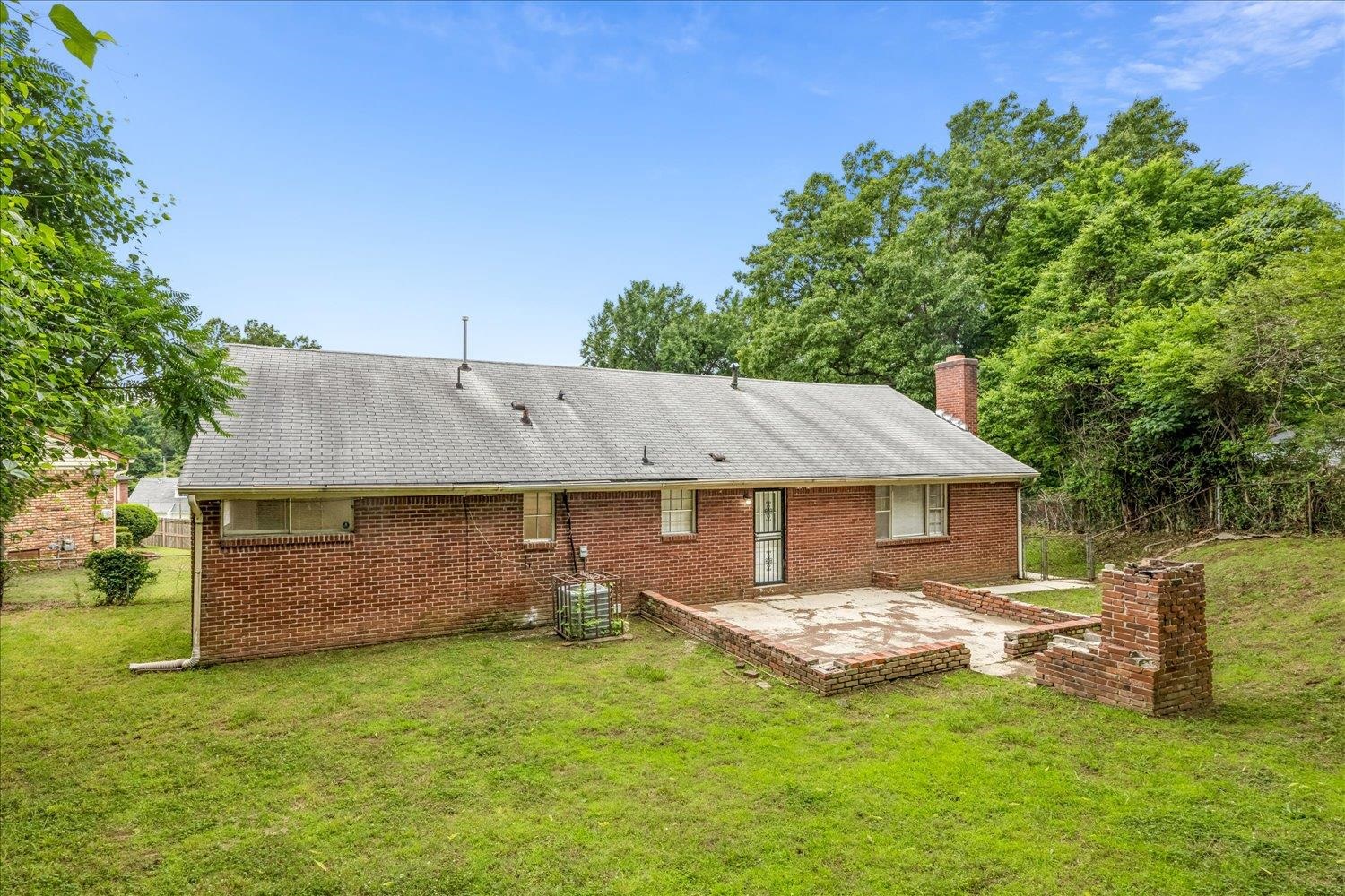 2600 CLEARPARK CV