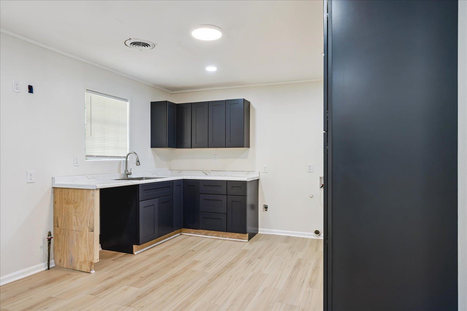 2600 CLEARPARK CV