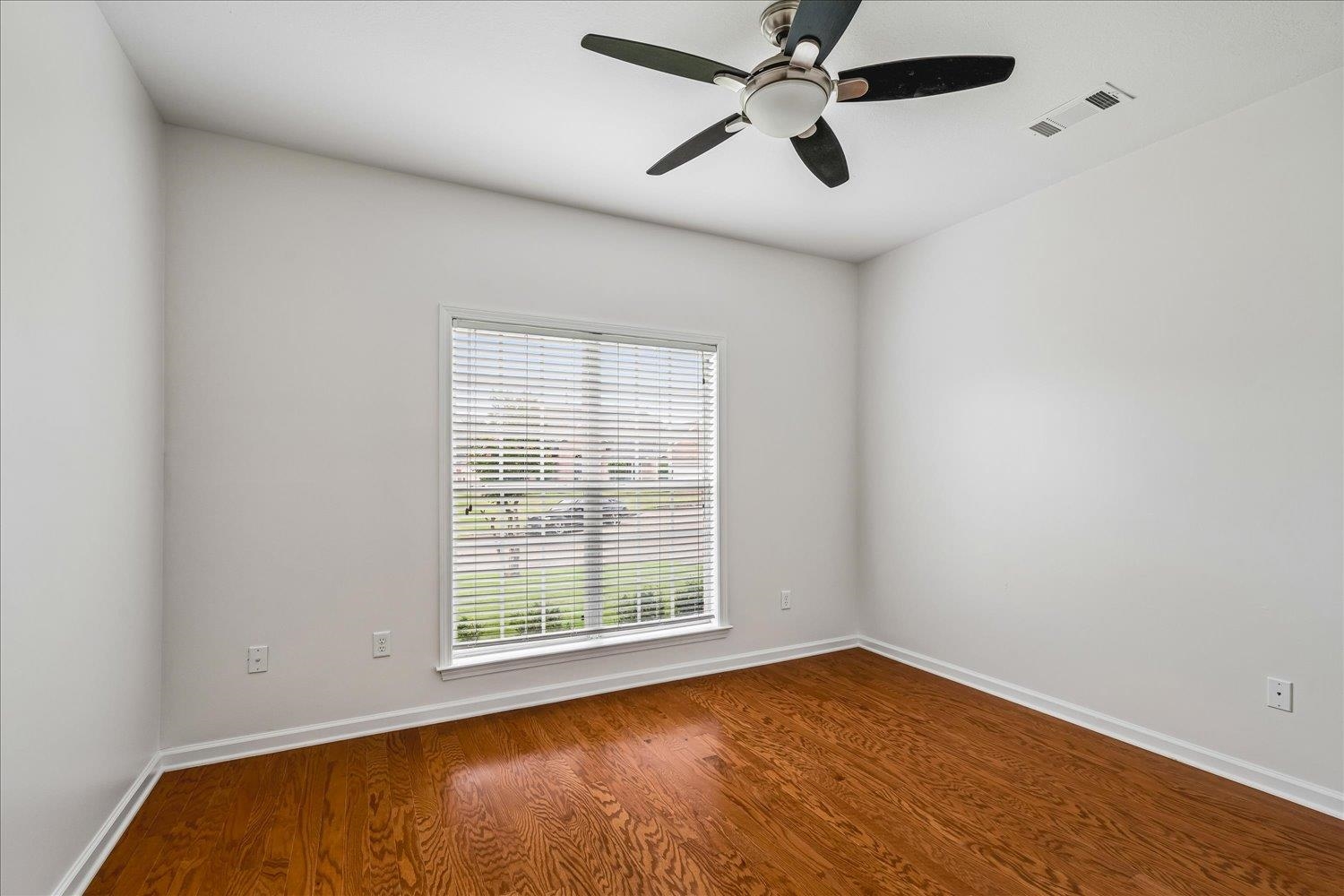 1480 MCALLEN CV