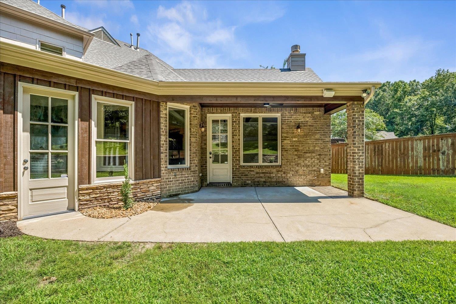 4311 MELWOOD OAK DR