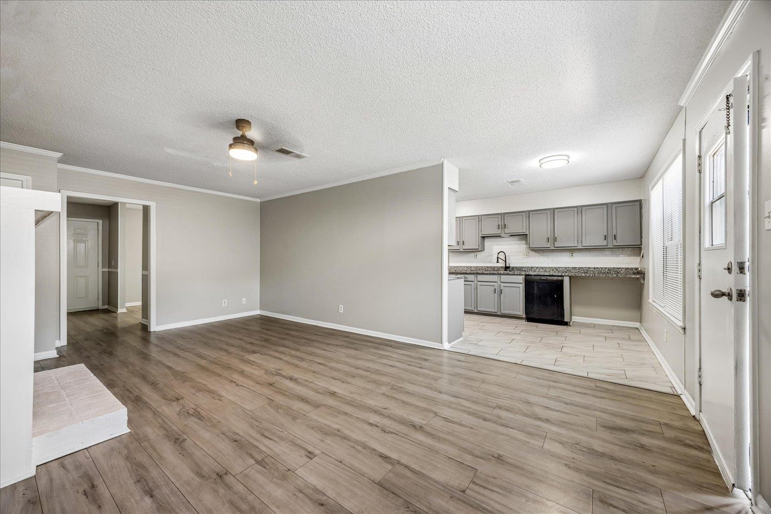 5991 LOFTY OAK RD Unit: 5991