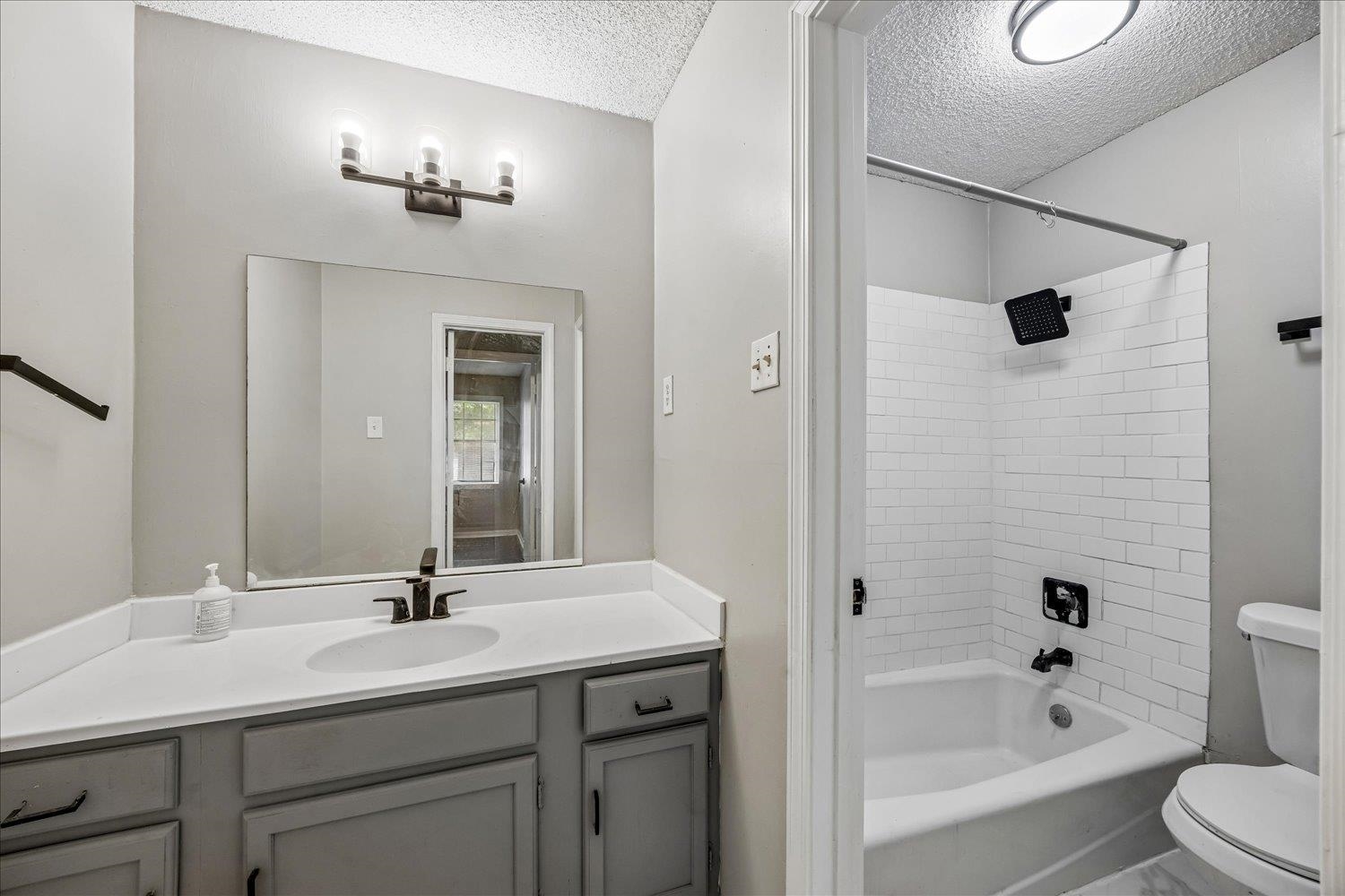 5991 LOFTY OAK RD Unit: 5991
