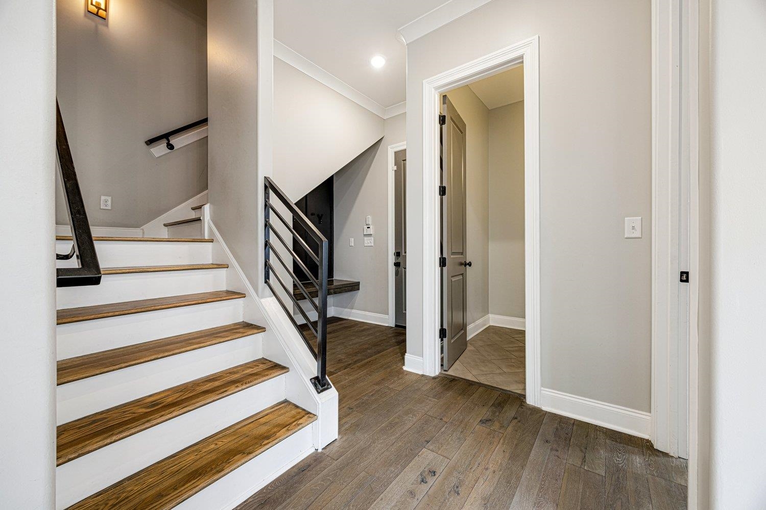 93 TOULOUSE DR