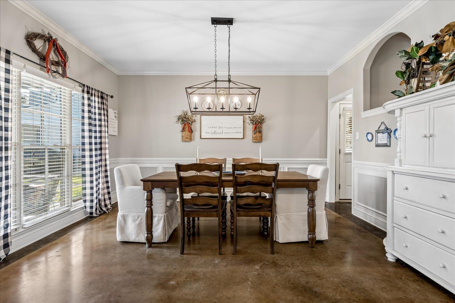 5593 MAGNOLIA BEND CV