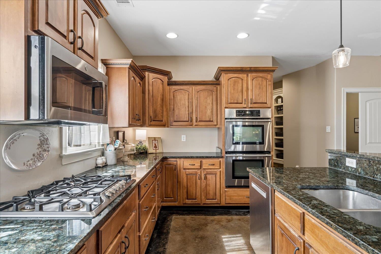 5593 MAGNOLIA BEND CV