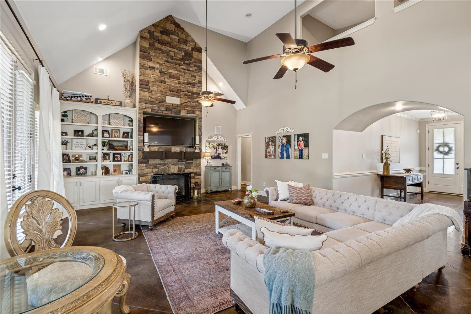 5593 MAGNOLIA BEND CV
