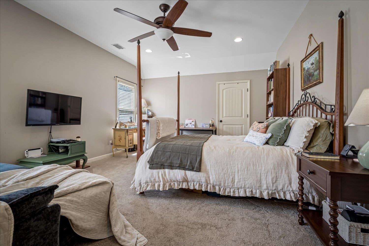 5593 MAGNOLIA BEND CV