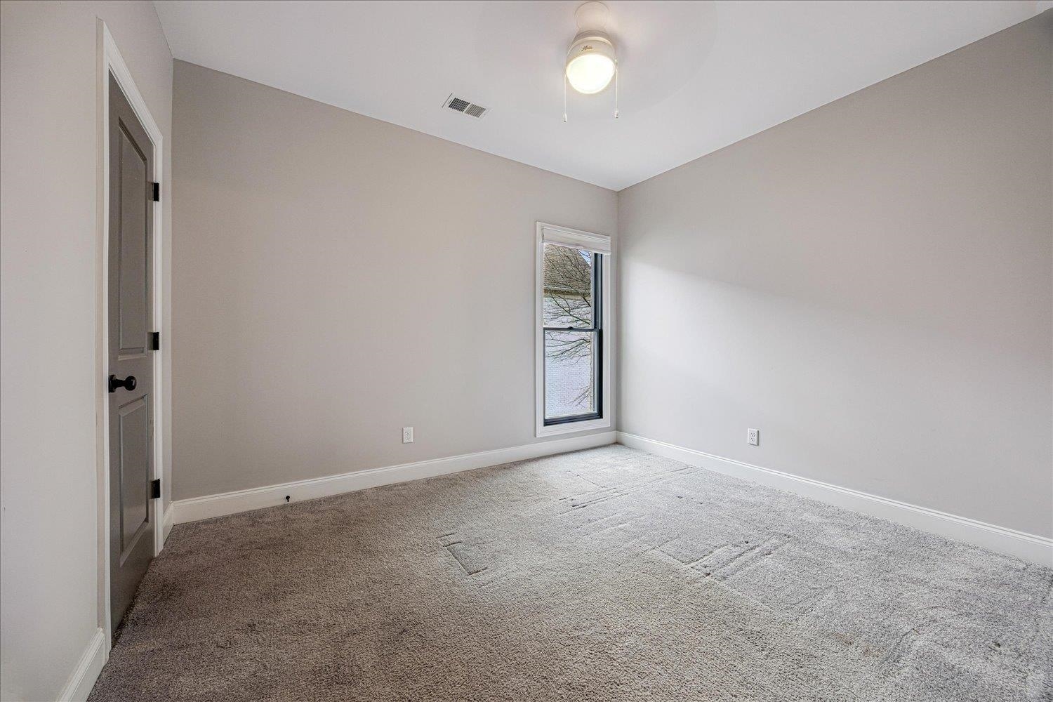 93 TOULOUSE DR