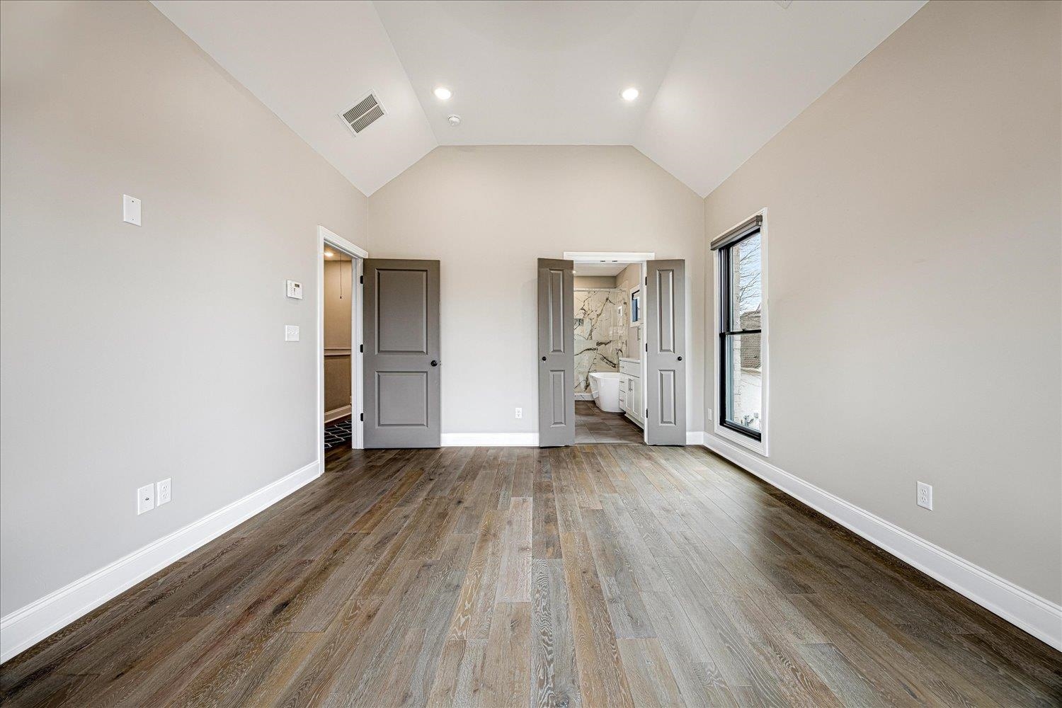 93 TOULOUSE DR